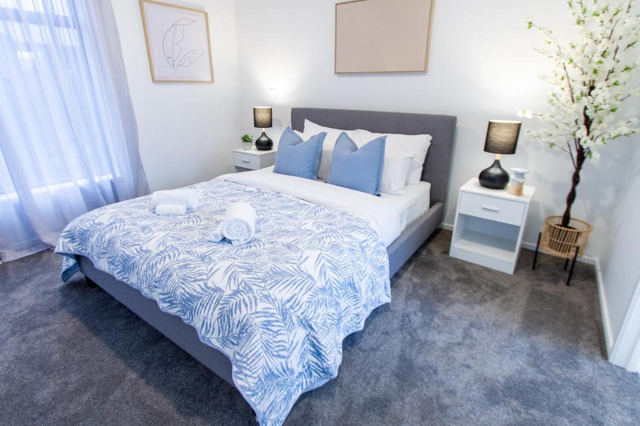 Stylish 2-Bedroom Haven Next To Hagley Park クライストチャーチ エクステリア 写真