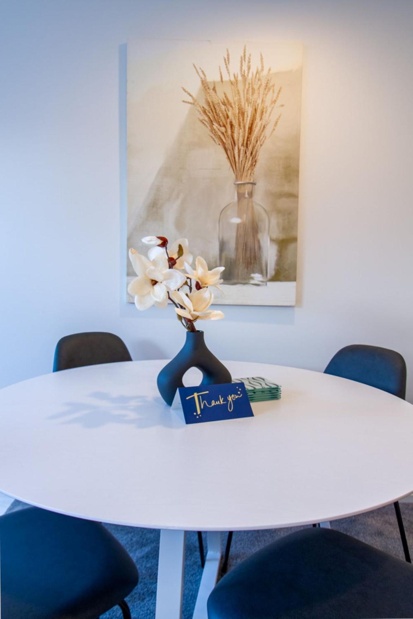 Stylish 2-Bedroom Haven Next To Hagley Park クライストチャーチ エクステリア 写真